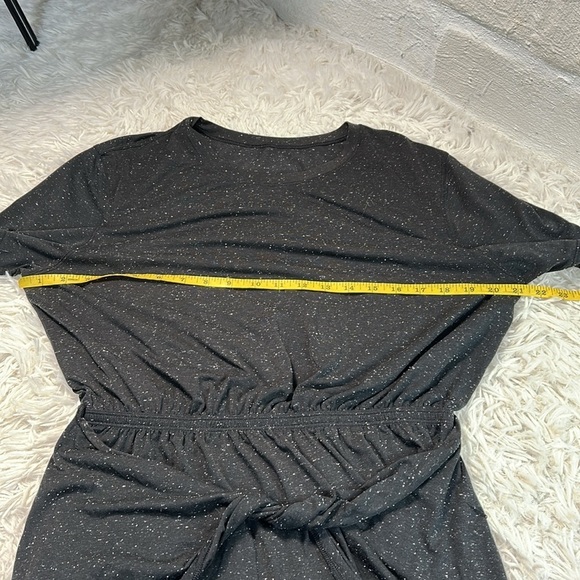 Lululemon Unwind Your Mind Dress Black / White - Picture 2 of 6